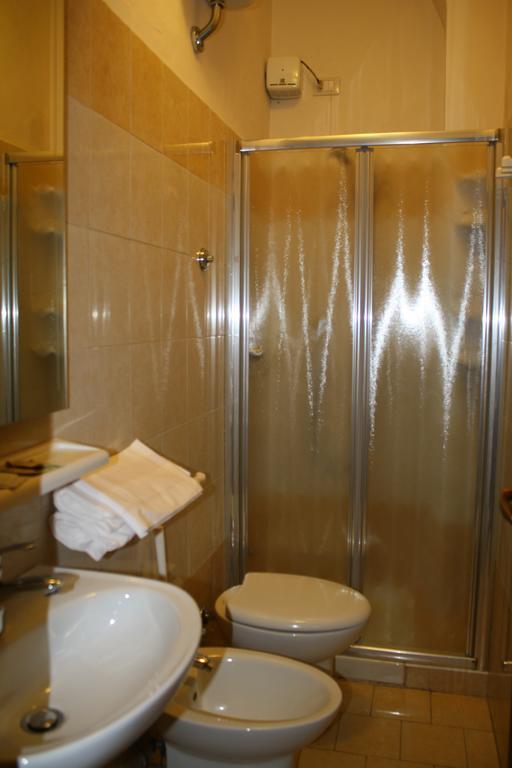 براتو Guest House Roma الغرفة الصورة