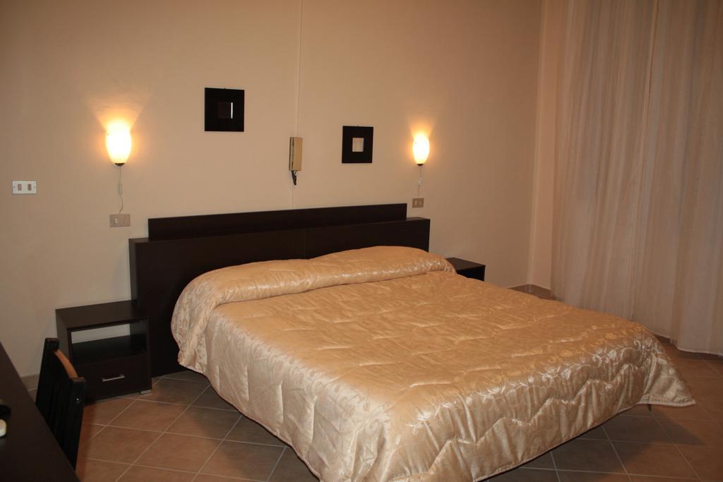 براتو Guest House Roma الغرفة الصورة